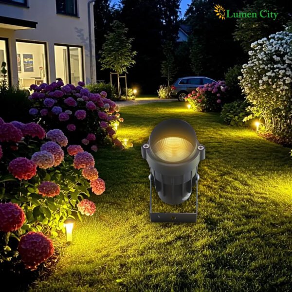 Spot Garden LED Light 7W - Image 6