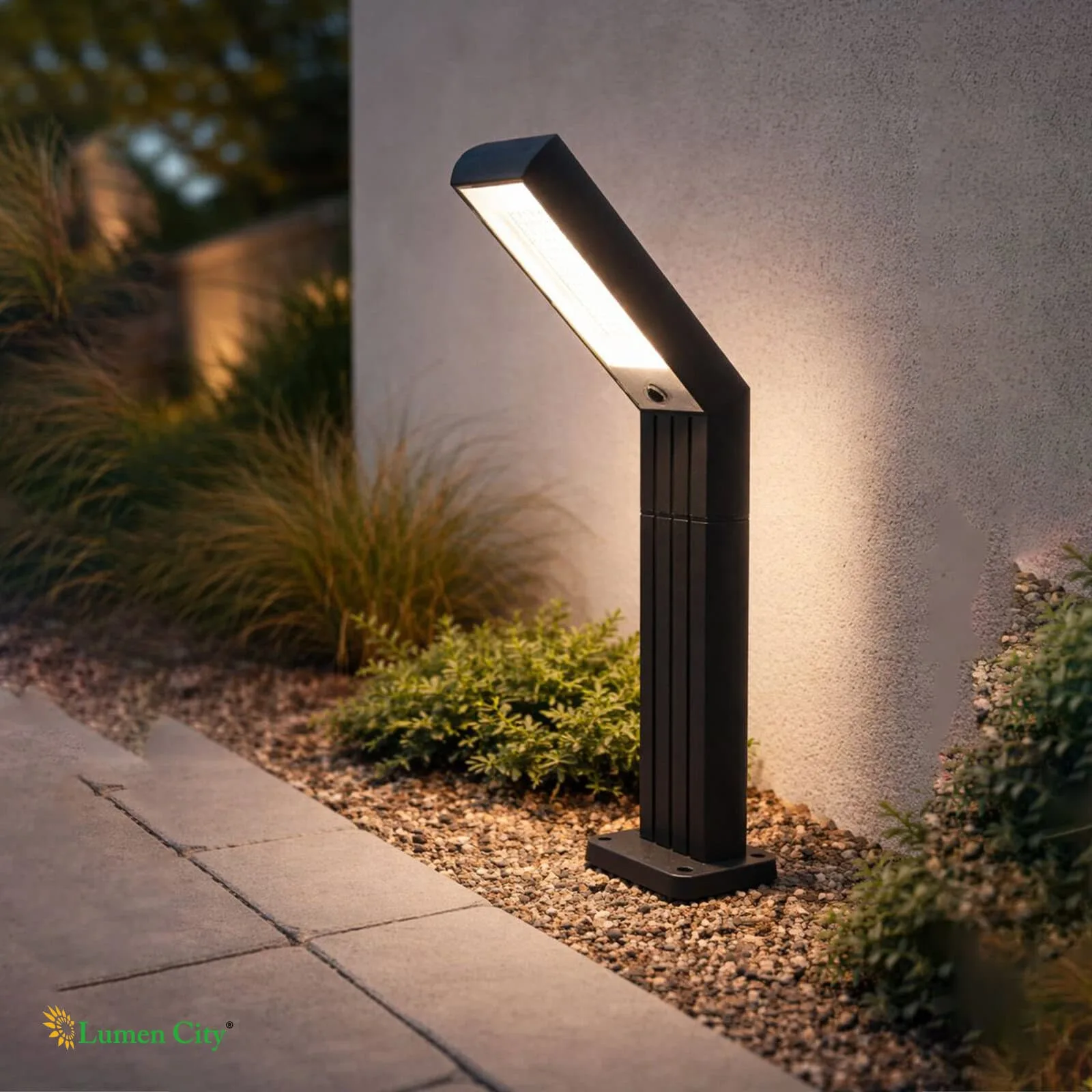 5W Solar Lawn Light – Expandable 700mm | Fixed-Spike | IP65 - Image 7